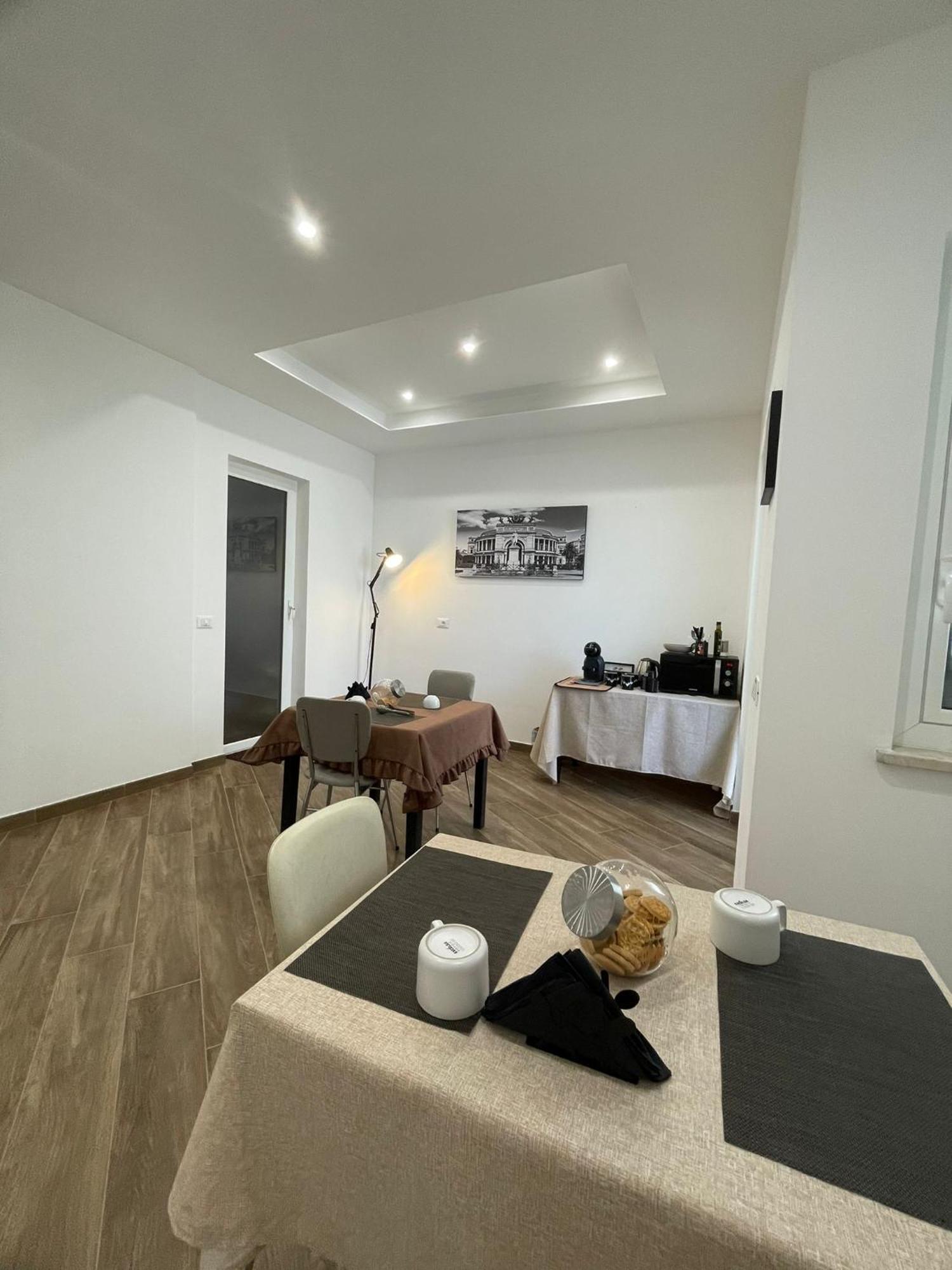 Galka Rooms Palermo Bagian luar foto